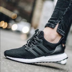 Black Ultraboost '18